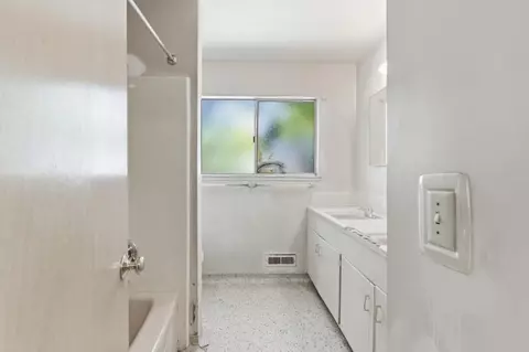 Bath - 807 Cathedral Dr, Sunnyvale, CA 94087 photo 1 of 6