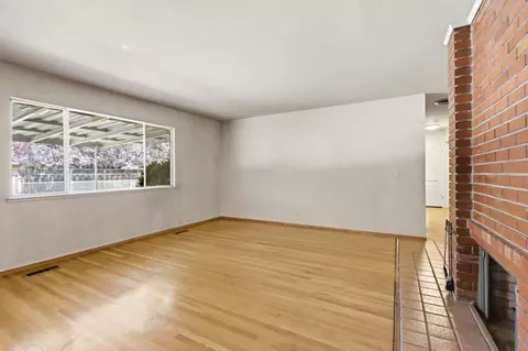 Living - 807 Cathedral Dr, Sunnyvale, CA 94087 photo 3 of 6