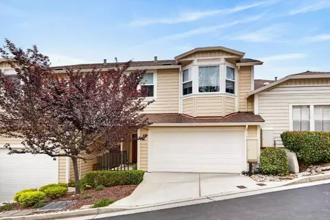 14 Glen Lake Dr, Pacific Grove, CA 93950