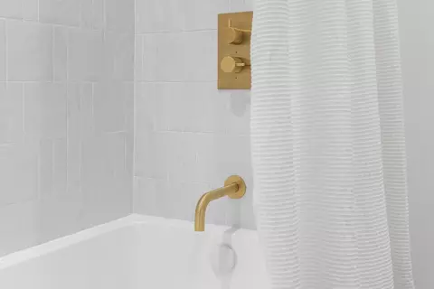 Bath - 450 E Macarthur St, Sonoma, CA 95476 photo 4 of 4