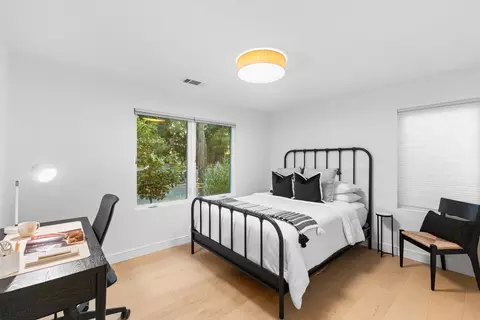 Bedroom - 450 E Macarthur St, Sonoma, CA 95476 photo 3 of 12