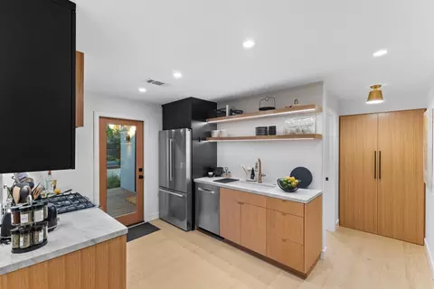 Kitchen - 450 E Macarthur St, Sonoma, CA 95476 photo 1 of 6