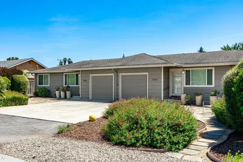 5004 Bellevue St, Soquel, CA 95073