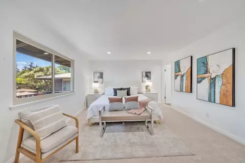 Bedroom - 100 E Middlefield Rd #3H, Mountain View, CA 94043 photo 3 of 6