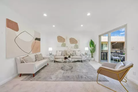 Living - 100 E Middlefield Rd #3H, Mountain View, CA 94043 photo 2 of 4