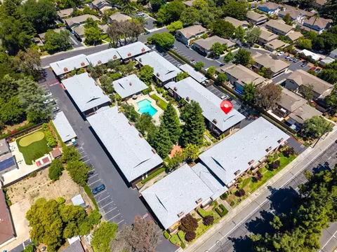 View/Area - 100 E Middlefield Rd #3H, Mountain View, CA 94043 photo 3 of 4