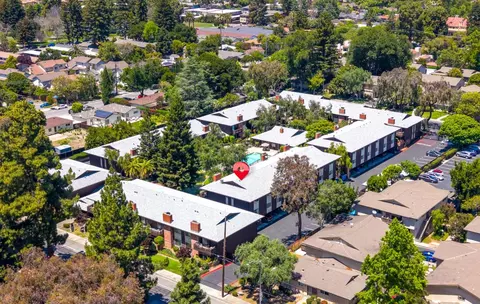 View/Area - 100 E Middlefield Rd #3H, Mountain View, CA 94043 photo 2 of 4