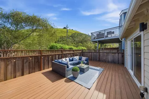 Exterior - 495 Ebken St, Pacifica, CA 94044 photo 9 of 10