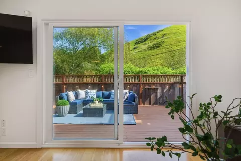 Exterior - 495 Ebken St, Pacifica, CA 94044 photo 6 of 10
