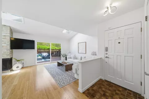 Entry Way - 495 Ebken St, Pacifica, CA 94044 photo 1 of 6