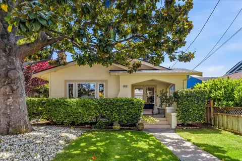 1447 Laguna Ave, Burlingame, CA 94010
