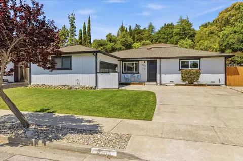 8545 Ousley Dr, Gilroy, CA 95020