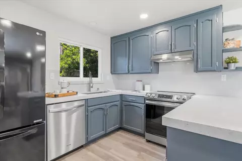 Kitchen - 8545 Ousley Dr, Gilroy, CA 95020 photo 2 of 3