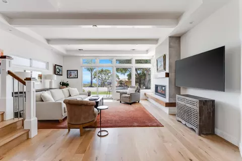 Living - 199 Shoreview Dr, Aptos, CA 95003 photo 1 of 6