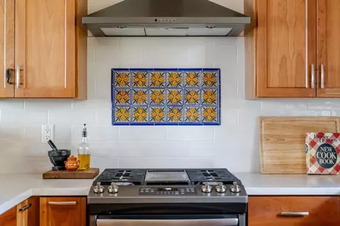Kitchen - 199 Shoreview Dr, Aptos, CA 95003 photo 4 of 7