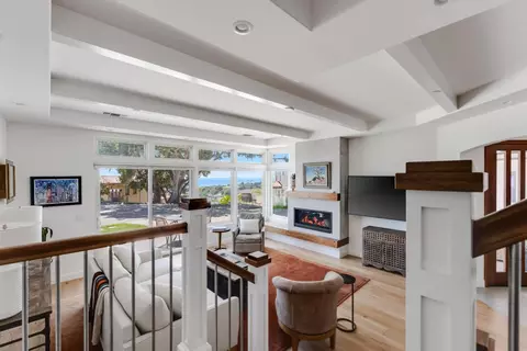 Living - 199 Shoreview Dr, Aptos, CA 95003 photo 6 of 6