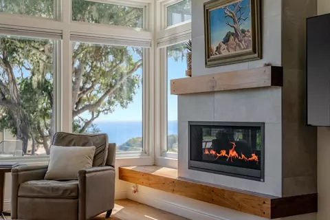 Living - 199 Shoreview Dr, Aptos, CA 95003 photo 4 of 6