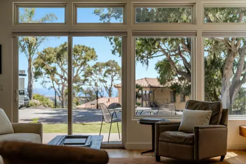 Living - 199 Shoreview Dr, Aptos, CA 95003 photo 2 of 6