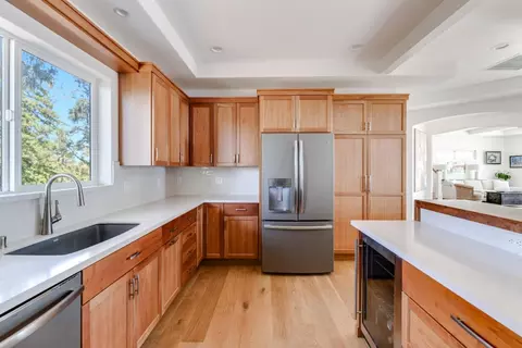 Kitchen - 199 Shoreview Dr, Aptos, CA 95003 photo 5 of 7