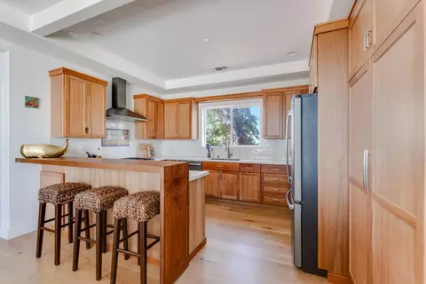 Kitchen - 199 Shoreview Dr, Aptos, CA 95003 photo 1 of 7