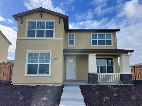 153 Carmona Dr, King City, CA 93930