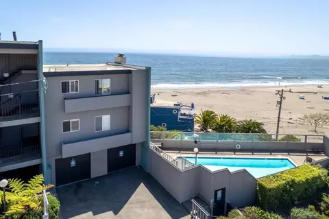 102 Rio Del Mar Blvd, Aptos, CA 95003