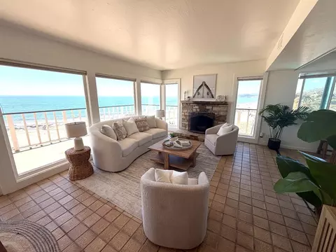 102 Rio Del Mar Blvd, Aptos, CA 95003