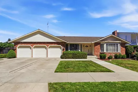 1369 Dry Creek Rd, San Jose, CA 95125