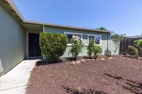 Exterior - 8240 Springdale Ct, Gilroy, CA 95020 photo 2 of 4