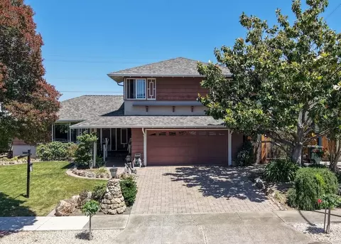 Exterior - 10730 La Roda Dr, Cupertino, CA 95014 photo 2 of 8