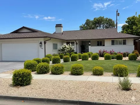 1268 La Mirada Dr, Salinas, CA 93901