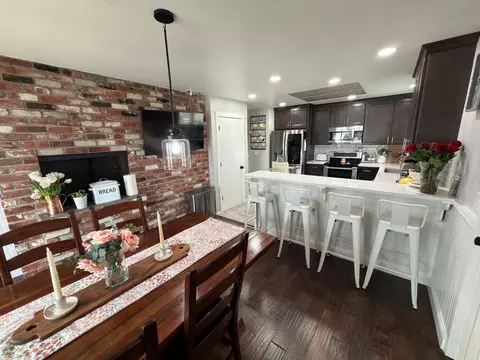 Kitchen - 1268 La Mirada Dr, Salinas, CA 93901 photo 4 of 5
