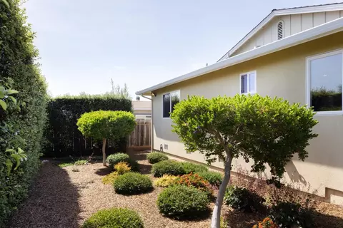 Exterior - 660 Trinity Ave, Seaside, CA 93955 photo 7 of 10
