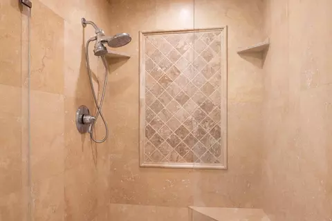Bath - 660 Trinity Ave, Seaside, CA 93955 photo 2 of 3