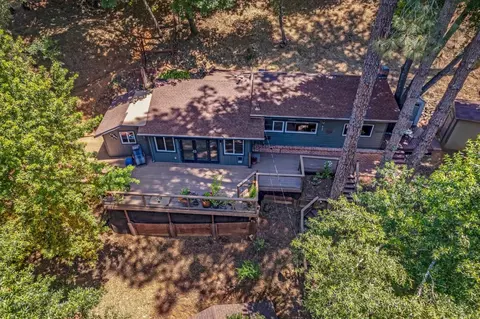 21477 Old Mine Rd, Los Gatos, CA 95033