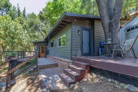 21477 Old Mine Rd, Los Gatos, CA 95033