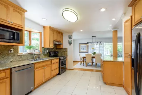 Kitchen - 1027 Edmonds Ct, Sunnyvale, CA 94087 photo 1 of 3
