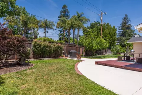 Exterior - 1027 Edmonds Ct, Sunnyvale, CA 94087 photo 4 of 6