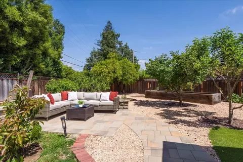 Exterior - 1027 Edmonds Ct, Sunnyvale, CA 94087 photo 3 of 6