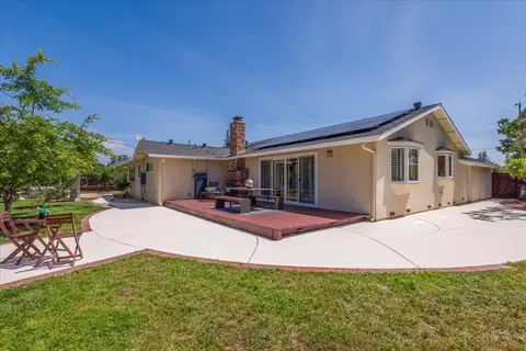Exterior - 1027 Edmonds Ct, Sunnyvale, CA 94087 photo 5 of 6