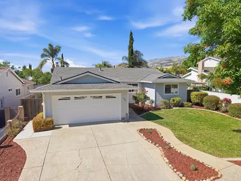 2907 Queens Estates Ct, San Jose, CA 95135