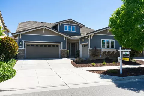 936 Jaguar Pl, Gilroy, CA 95020