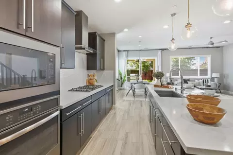 Kitchen - 1509 Gulf Dr, Fairfield, CA 94533 photo 3 of 3
