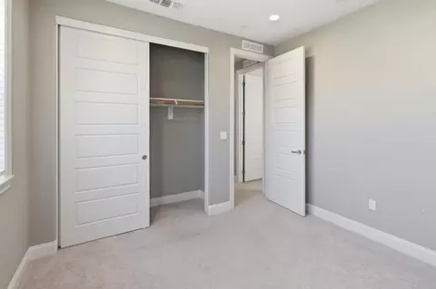 Bedroom - 1509 Gulf Dr, Fairfield, CA 94533 photo 10 of 10
