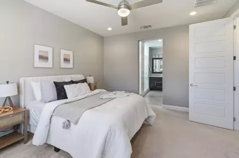 Bedroom - 1509 Gulf Dr, Fairfield, CA 94533 photo 2 of 10