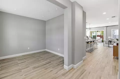 Entry Way - 1509 Gulf Dr, Fairfield, CA 94533 photo 1 of 2