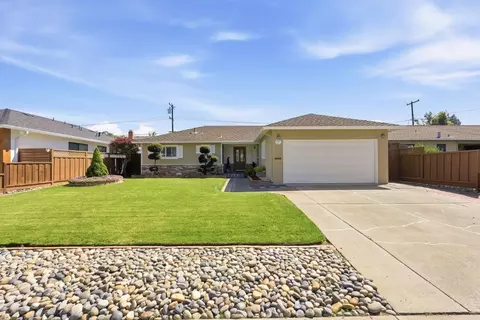 Exterior - 1126 W Knickerbocker Dr, Sunnyvale, CA 94087 photo 1 of 25