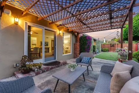 Exterior - 1126 W Knickerbocker Dr, Sunnyvale, CA 94087 photo 14 of 25