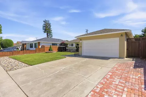 Exterior - 1126 W Knickerbocker Dr, Sunnyvale, CA 94087 photo 3 of 25