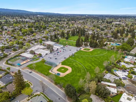 View/Area - 1126 W Knickerbocker Dr, Sunnyvale, CA 94087 photo 4 of 6